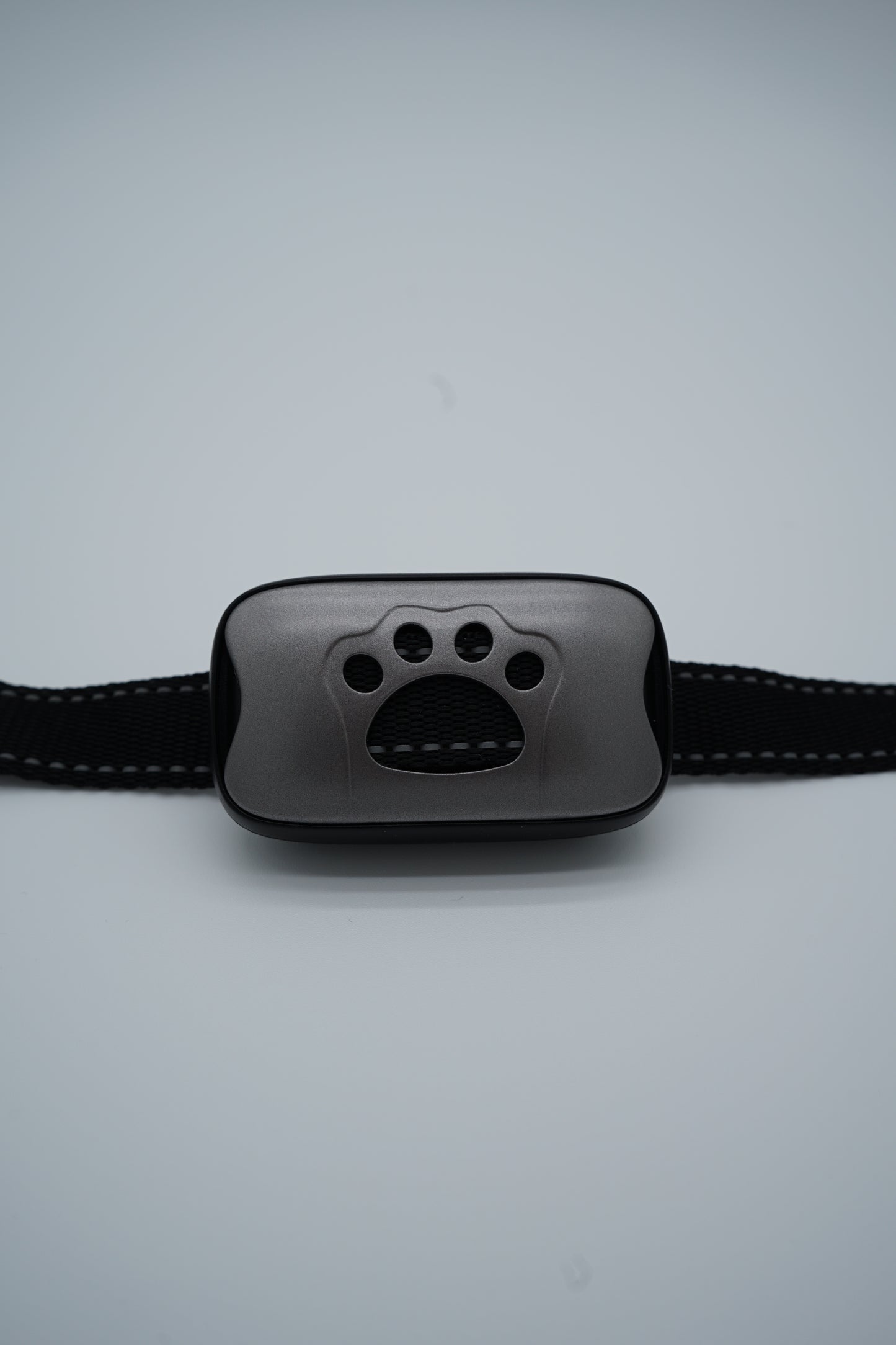 Collier Anti-Aboiements SilencePaw™ — Technologie Ultrasonique Sans Douleur